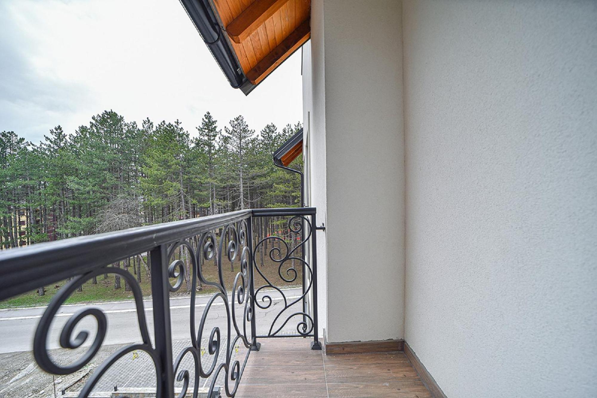 Beli Bor Zlatibor Aparthotel Exterior photo