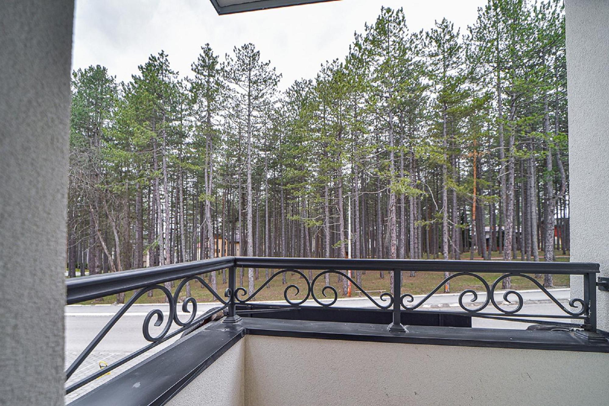 Beli Bor Zlatibor Aparthotel Exterior photo
